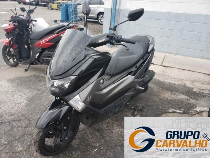 YAMAHA NMAX 19/19